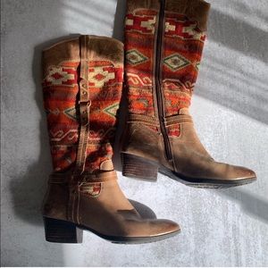 Sofft Porter leather Aztec tribal tapestry boots